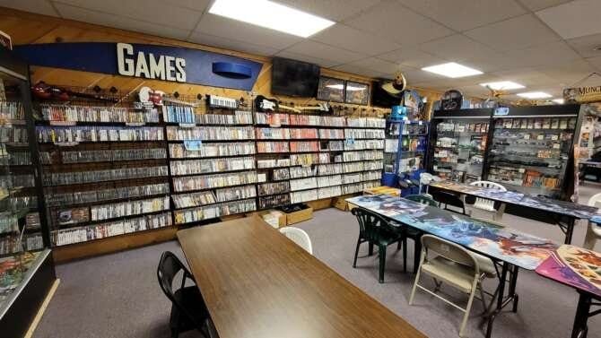 Comic book store in Warsaw Chimp's Comix & Video Games