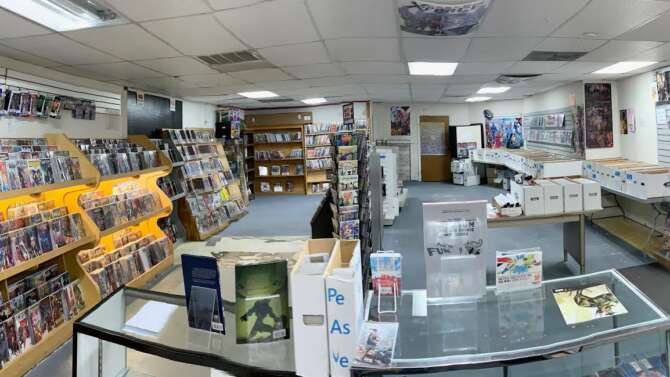 Comic book store in Salinas Current Comics