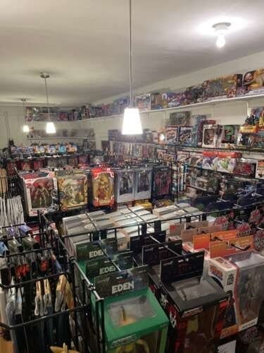 Comic book store in Maplewood Magnus Comics