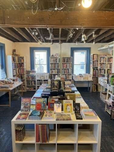 Comic book store in Pittsburgh Doomed Planet Comics