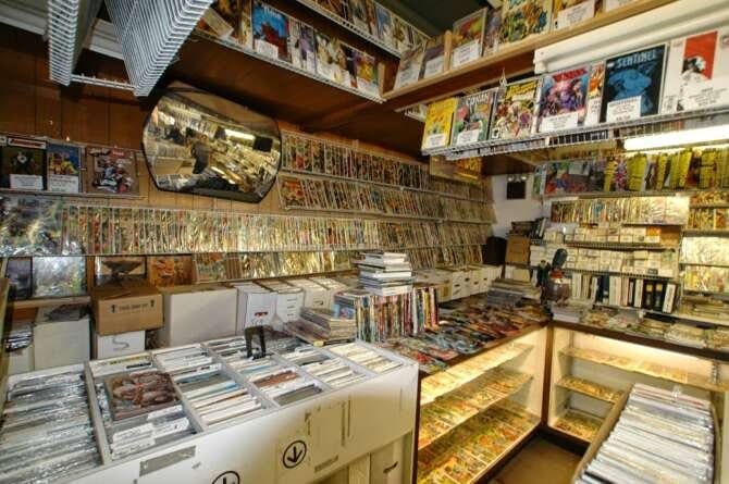 Comic book store in Holtsville Tor Comics