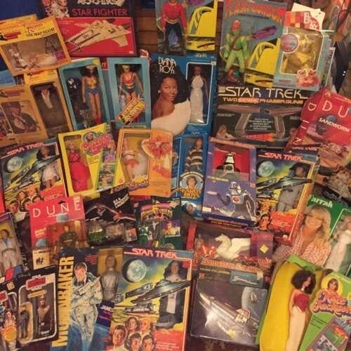 Comic book store in Sharpsburg D and E Collectibles - Vintage & Collectible Toys - Pittsburgh Pa