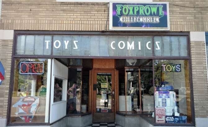 Comic book store in Batavia FOXPROWL COLLECTABLES