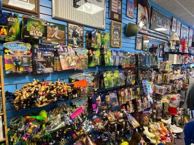Comic book store in Centereach Funky Town Collectibles