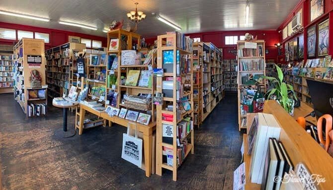 Comic book store in Kaumakani Talk Story Bookstore