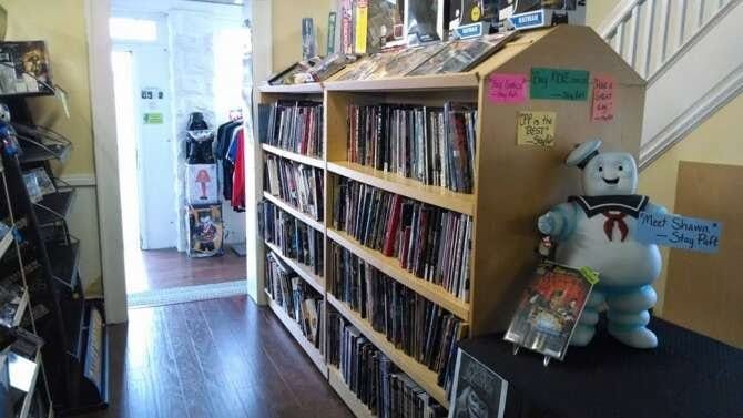 Comic book store in Morgantown Comic Paradise Plus 2